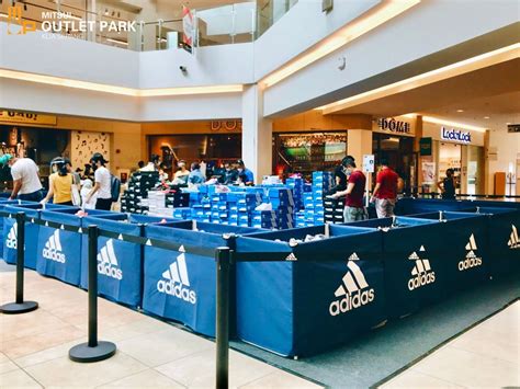 mitsui outlet klia adidas.